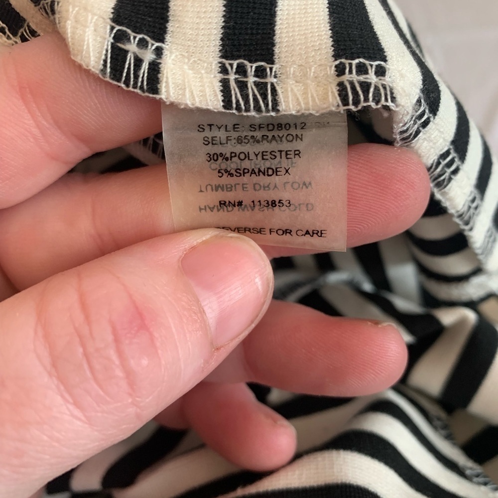 Nwot Brixon Ivy Black & White Striped
Ponte Bib Fit & Flare Summer Dress medium - Picture 12 of 12